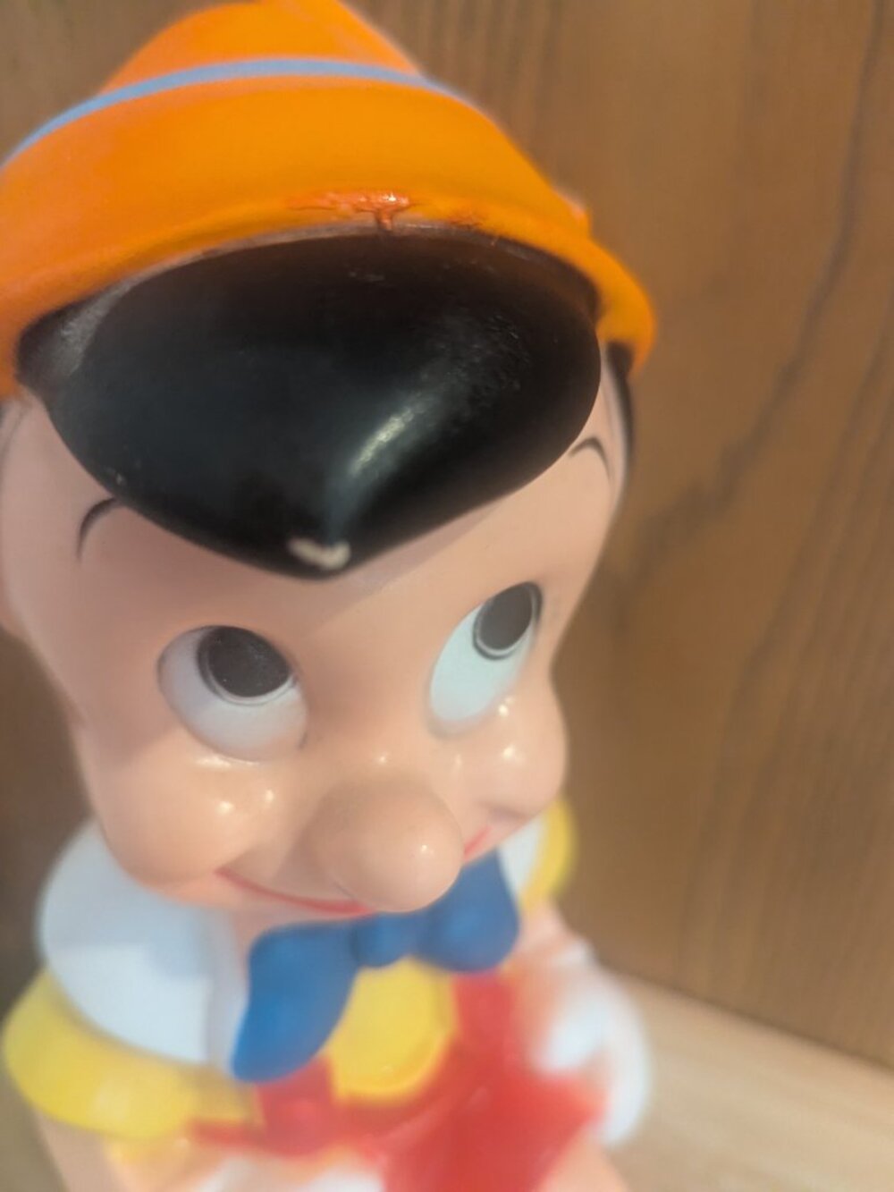 Vintage Coin Bank Pinocchio Sitting on Books 70s Walt Disney Productions 12" - Picture 5 of 10
